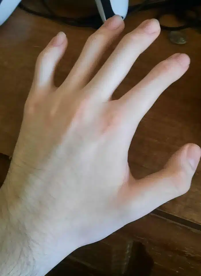 No Middle Knuckles
